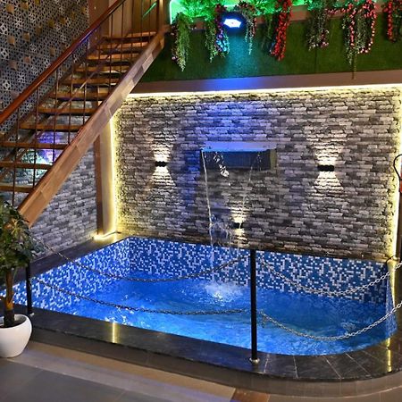The Apple Tree Hotel Indore Ngoại thất bức ảnh